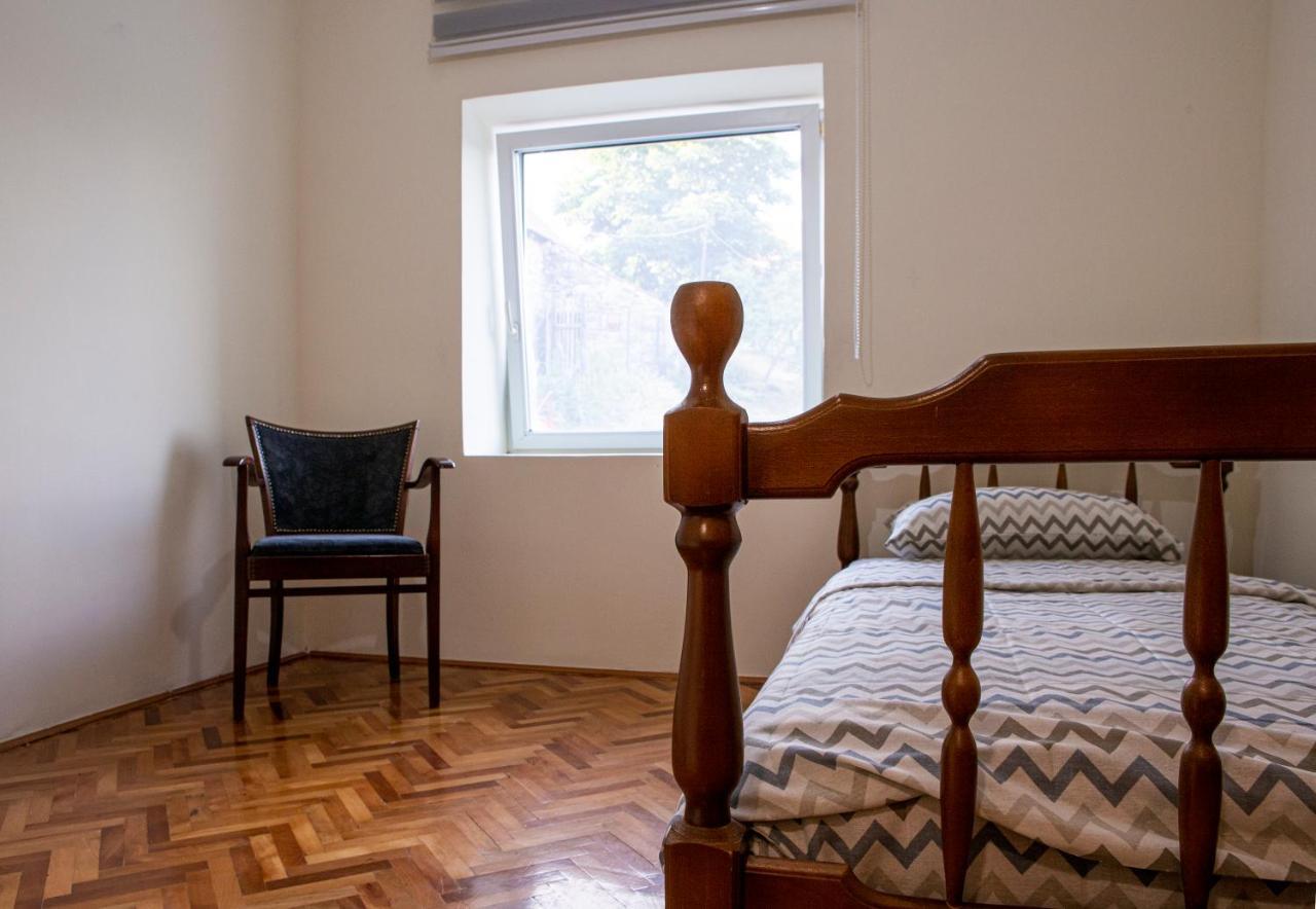 Gazdinstvo Tadic Guest House Nikšić Exterior foto