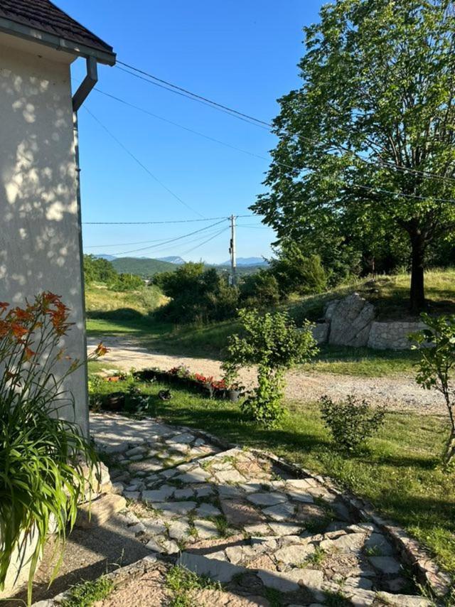 Gazdinstvo Tadic Guest House Nikšić Exterior foto